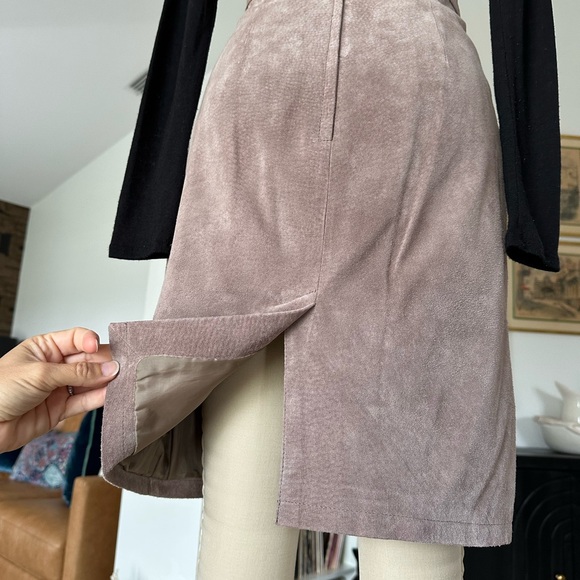 Vintage 80’s Suede Skirt - Picture 14 of 16